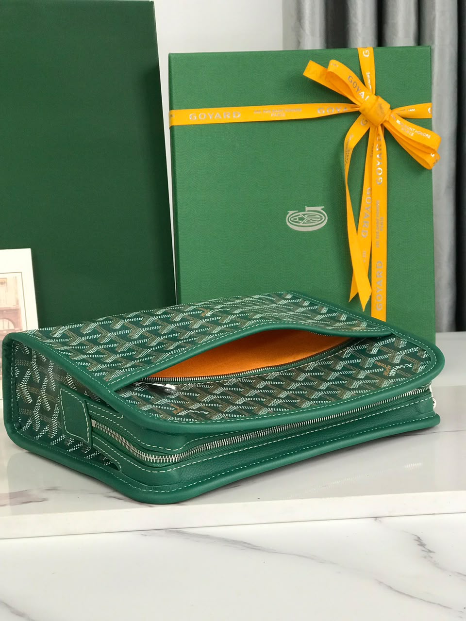 Green Jouvence MM Toiletry Bag