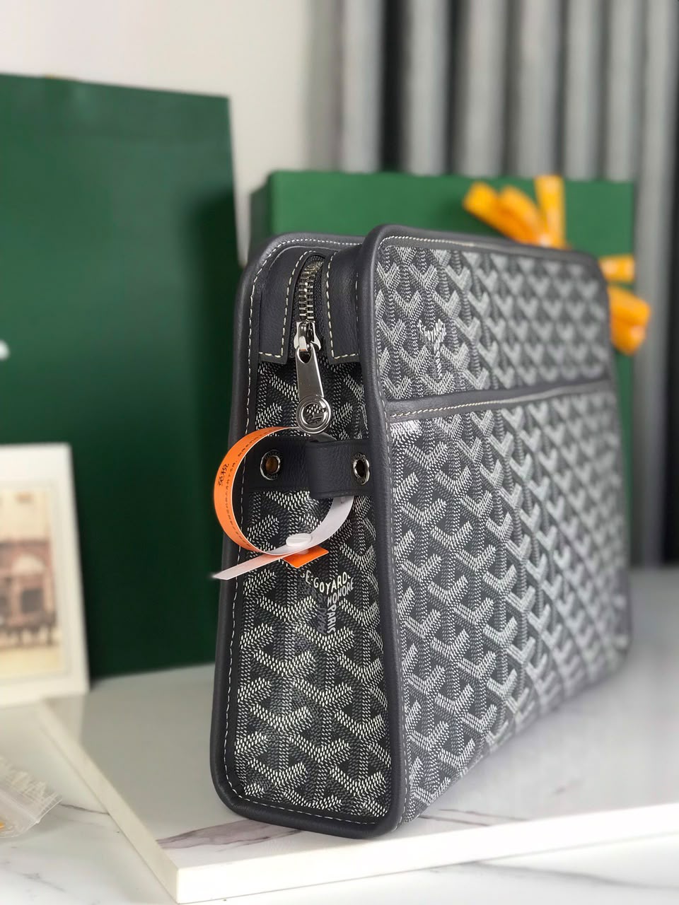 Grey Jouvence GM Toiletry Bag