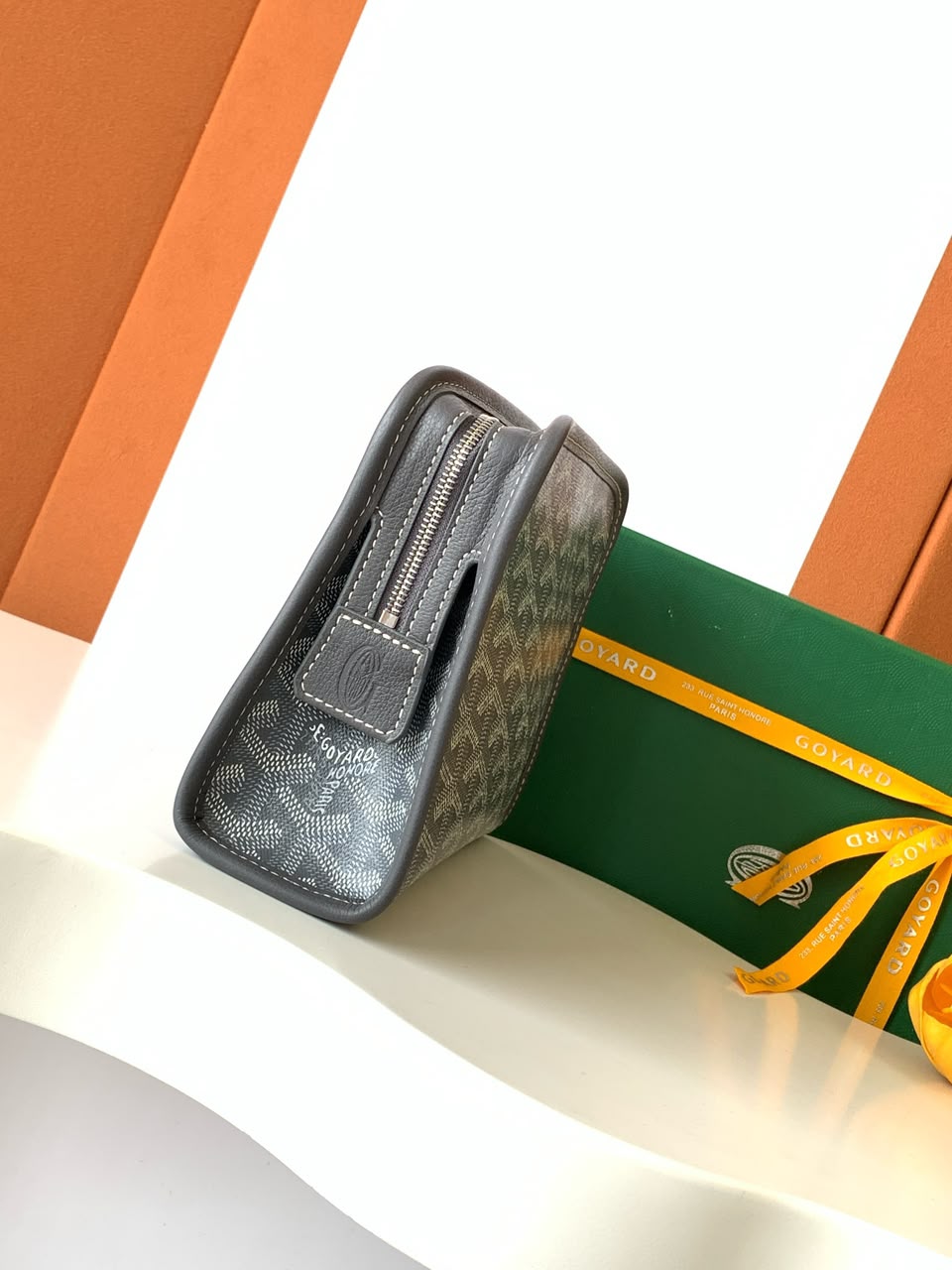Grey Jouvence PM Toiletry Bag