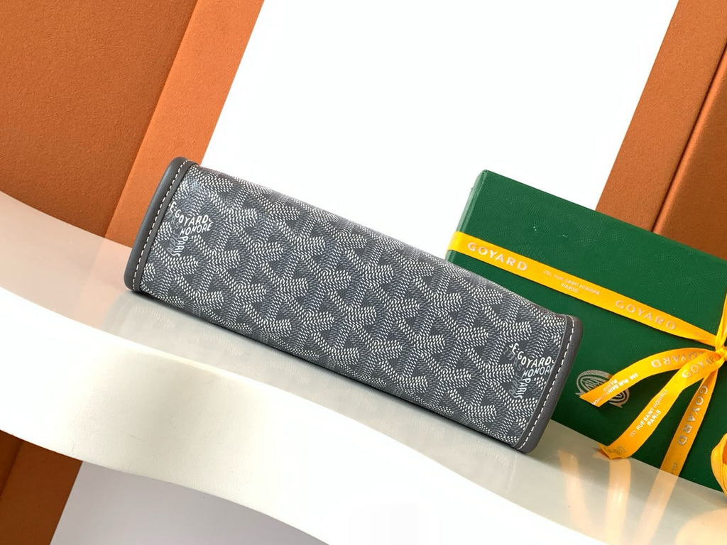 Grey Jouvence PM Toiletry Bag