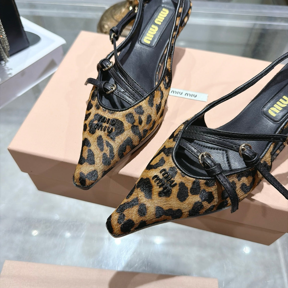 Honey Printed Leather Slingback Pumps - 9
