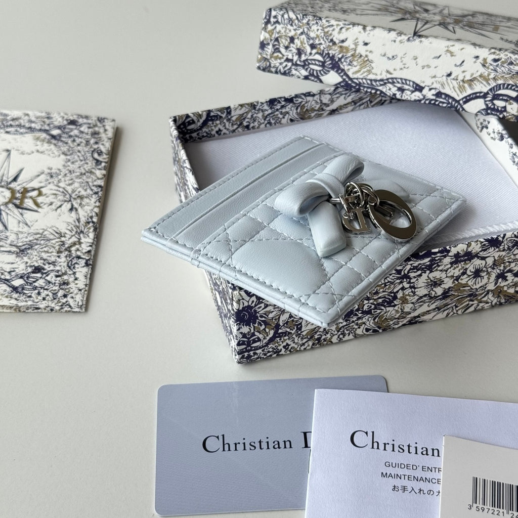 Ice Blue Freesia Card Holder - 6