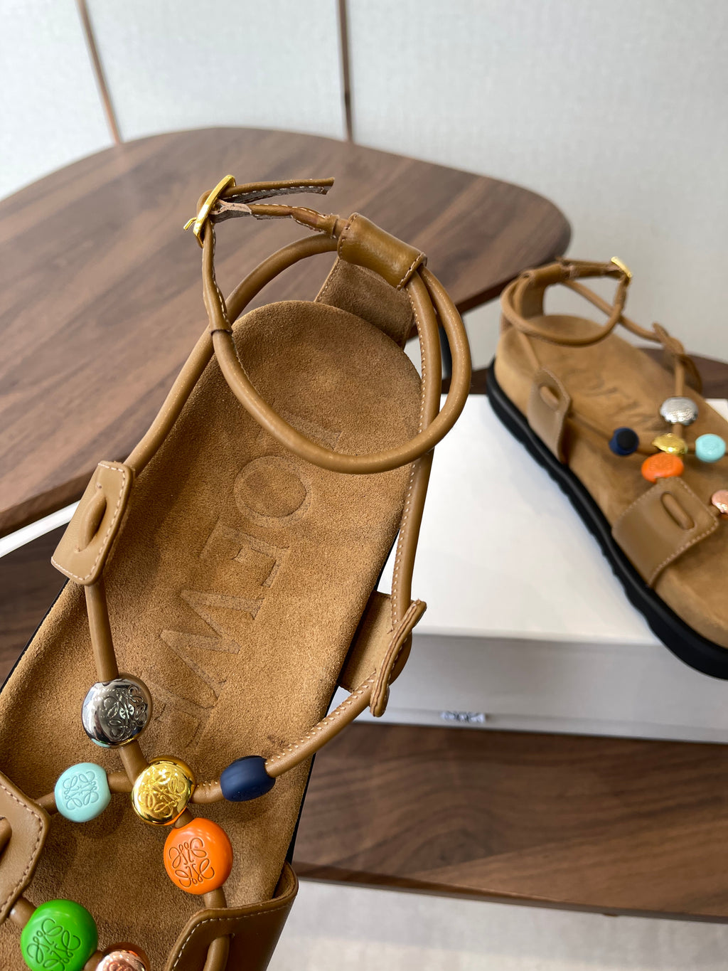 Camel Pebble Beads Fussbett Sandal