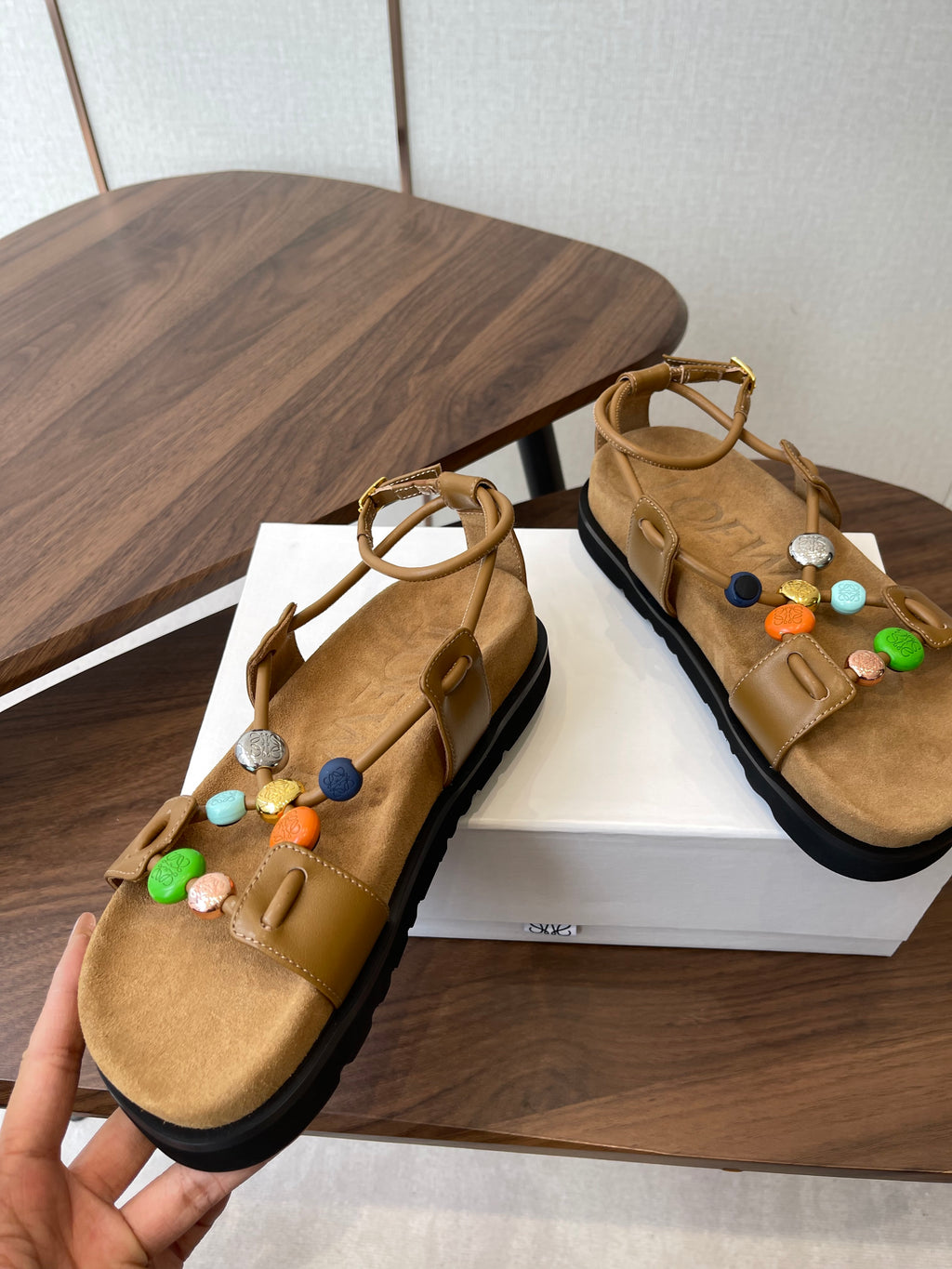Camel Pebble Beads Fussbett Sandal