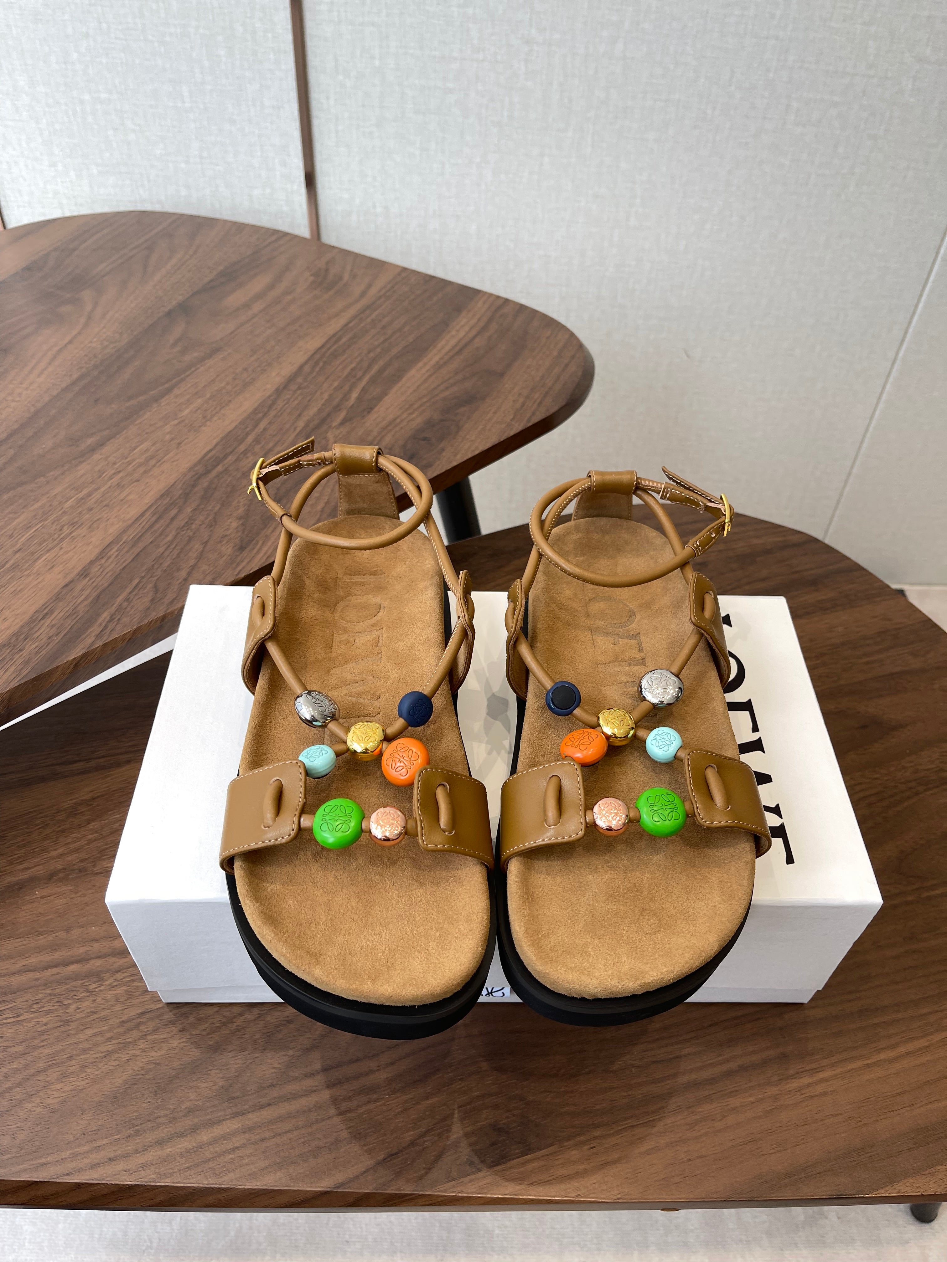 Camel Pebble Beads Fussbett Sandal