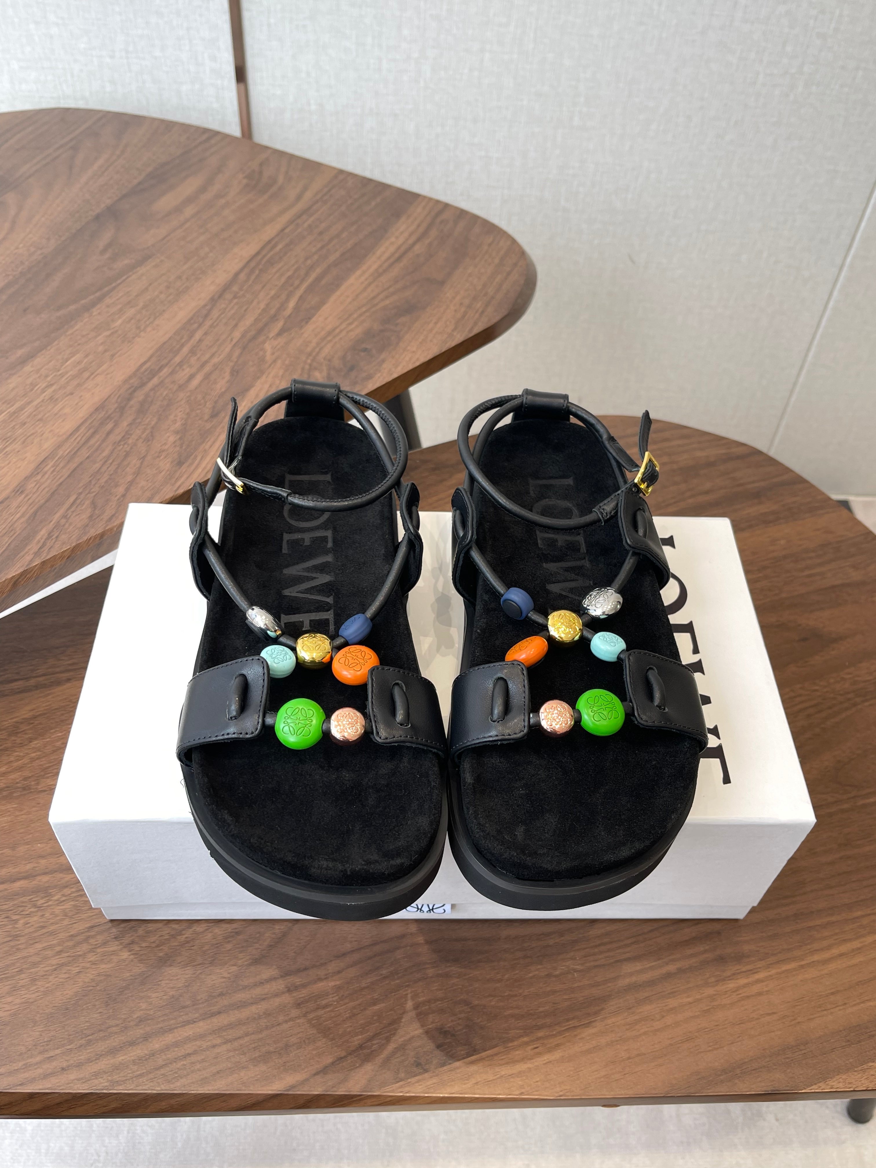 Black Pebble Beads Fussbett Sandal