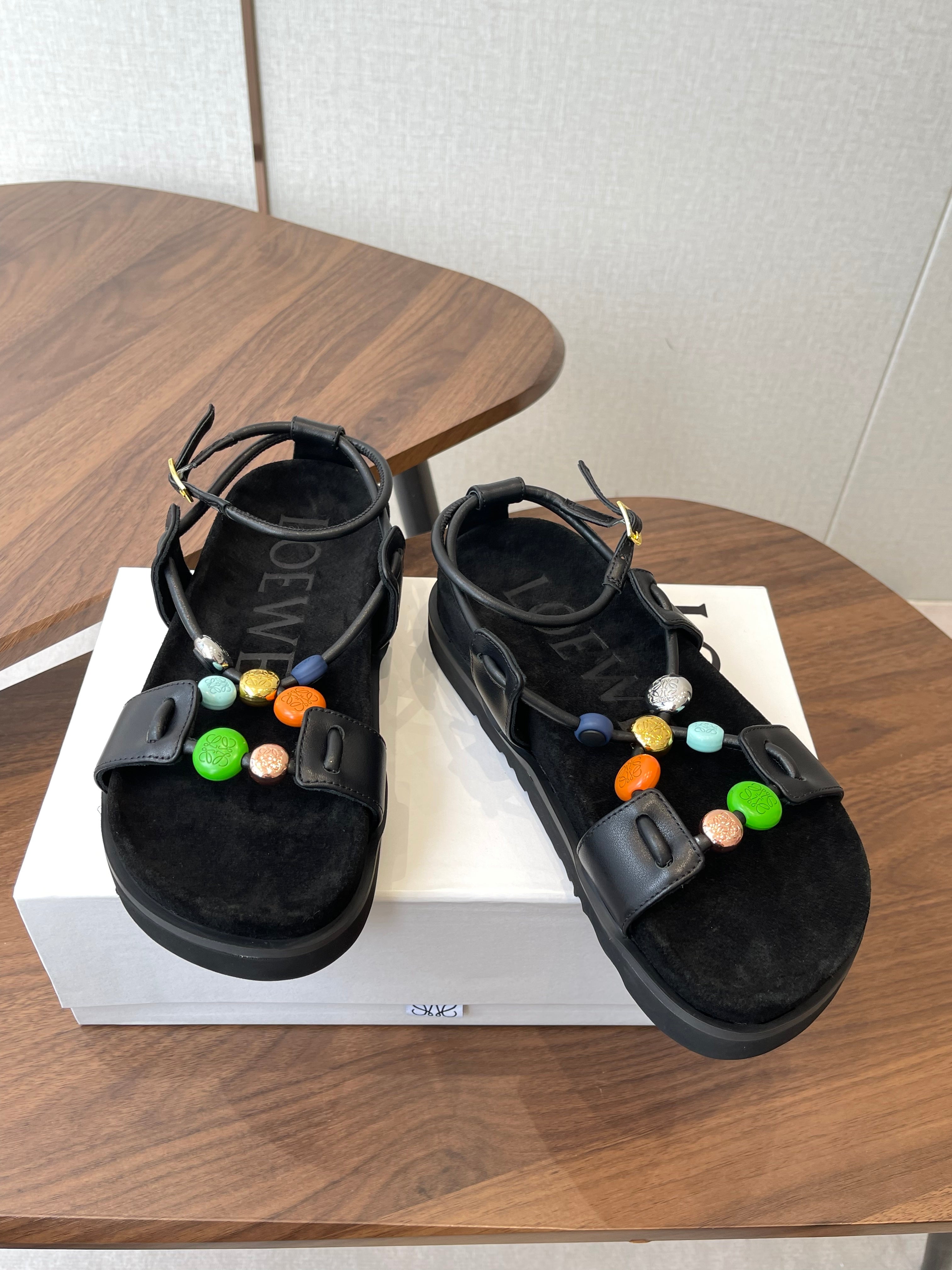 Black Pebble Beads Fussbett Sandal