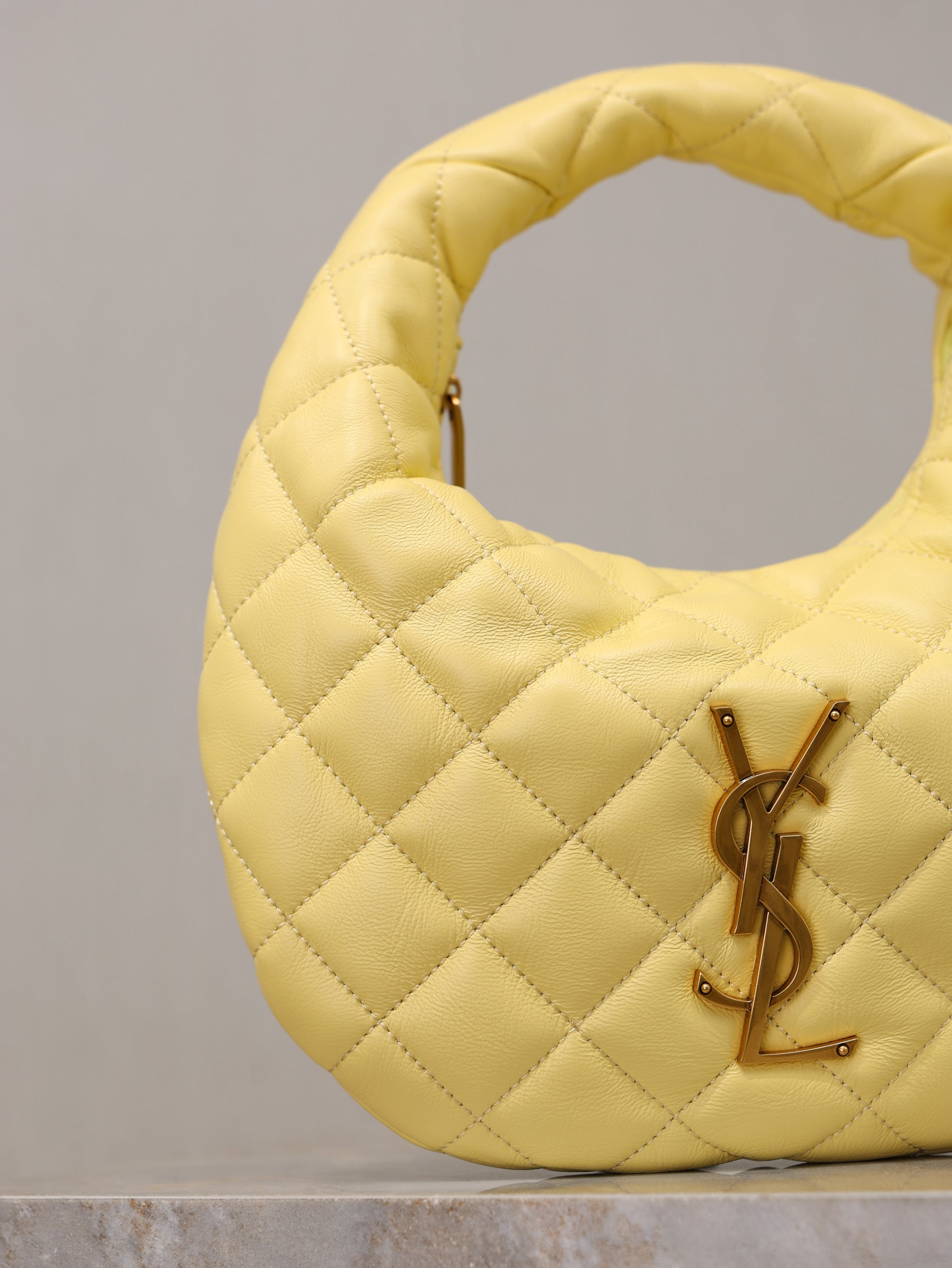 Soft Lemon Icarino In Quilted Leather