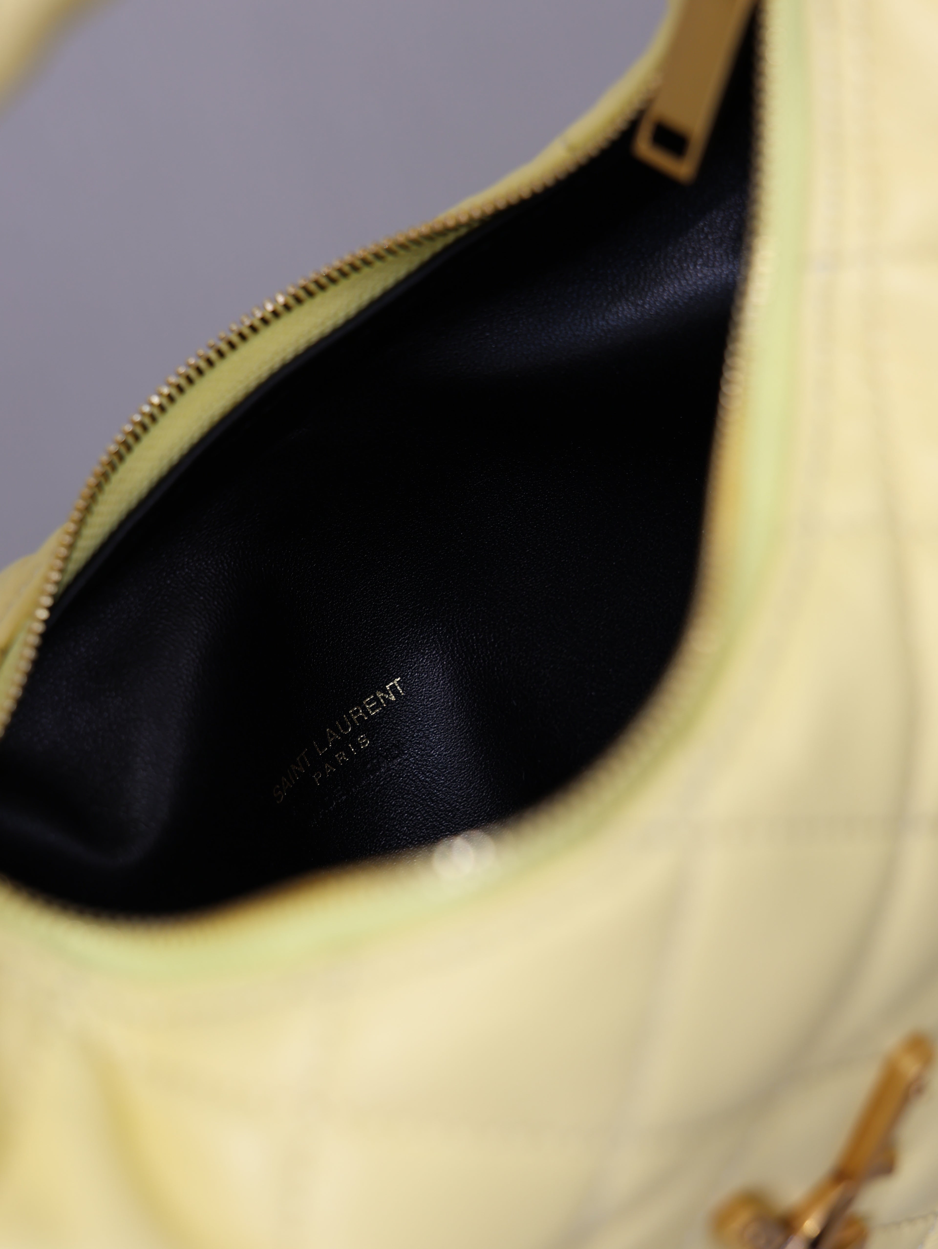 Soft Lemon Icarino In Quilted Leather