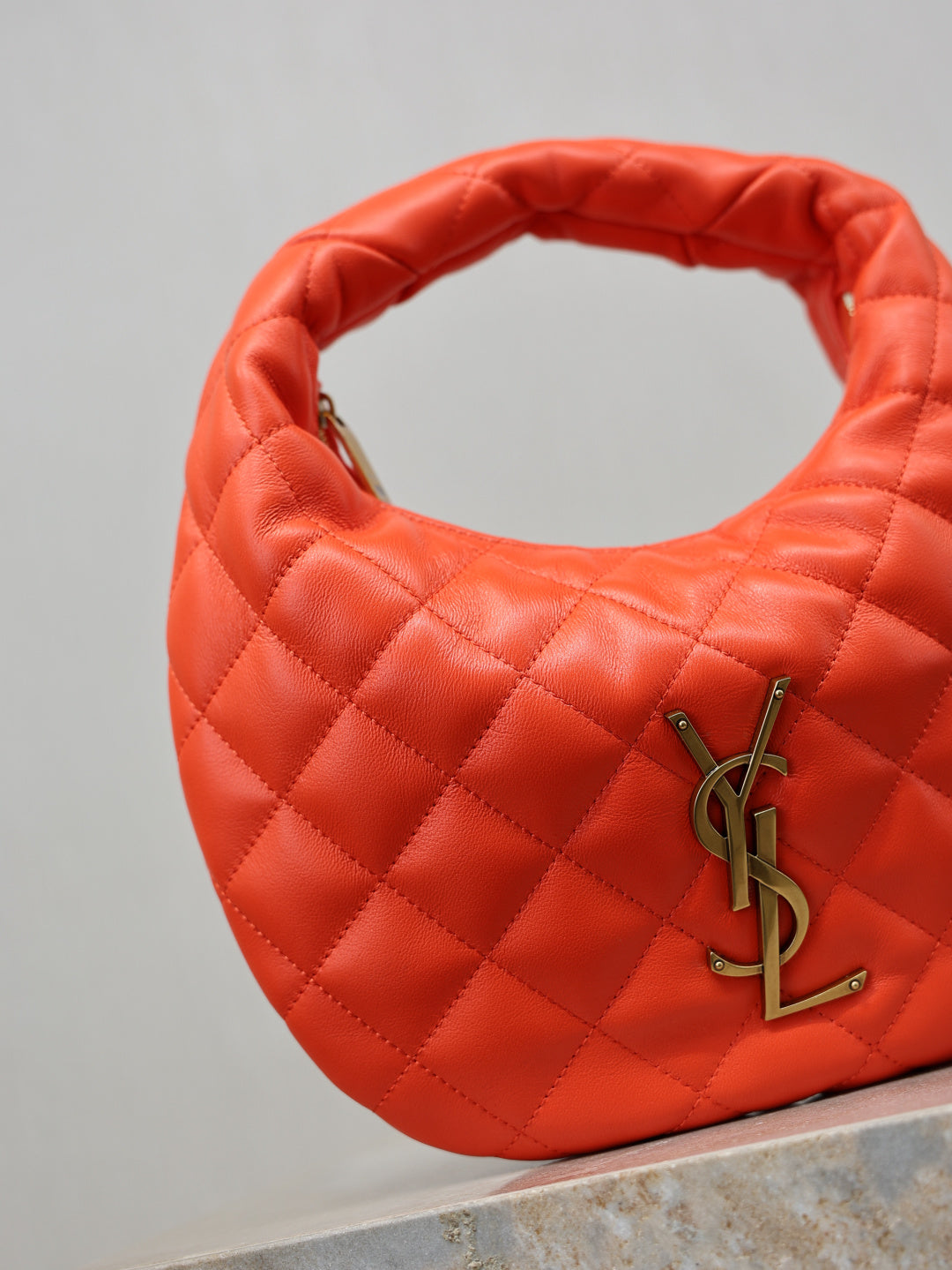 Celosia Icarino In Quilted Leather