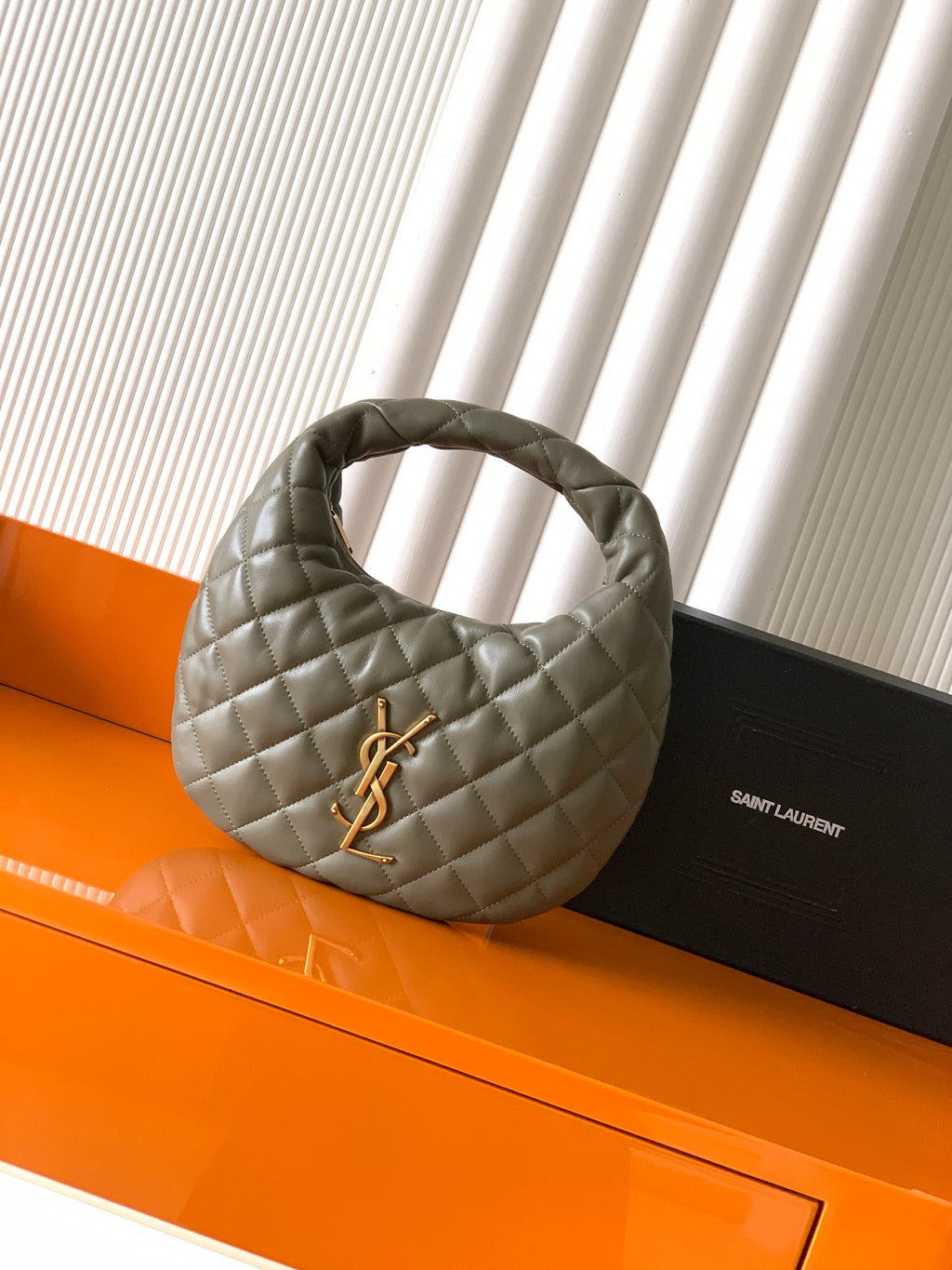 Strong Moss Icarino In Quilted Leather