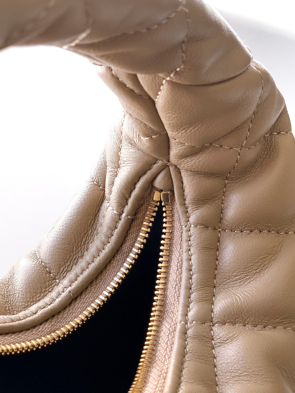 Dark Beige Icarino In Quilted Leather