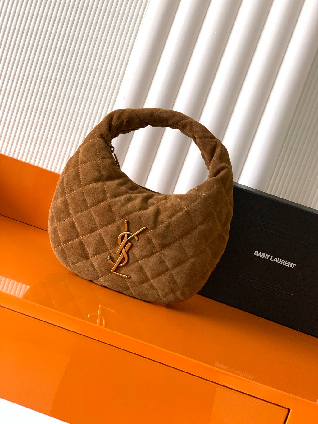Caramel Cognac Icarino In Quilted Suede