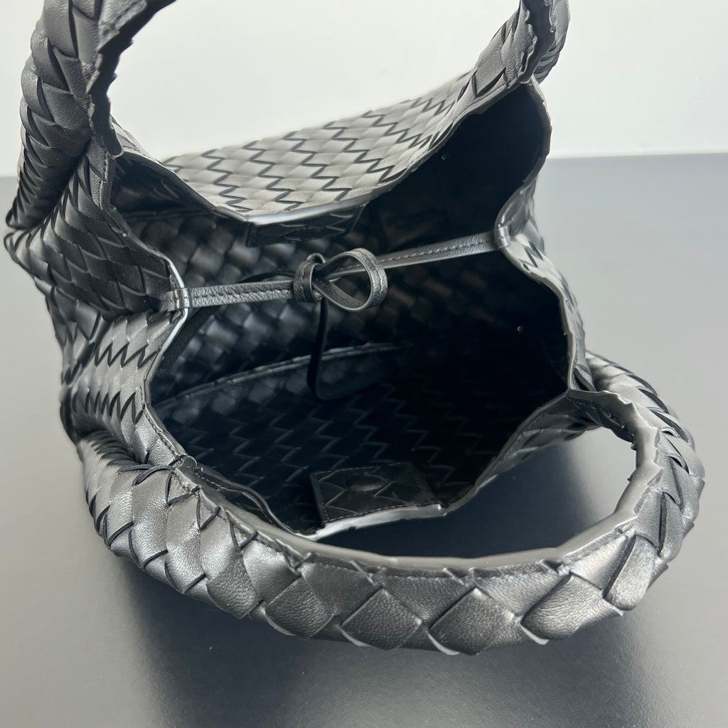 Black Small Campana