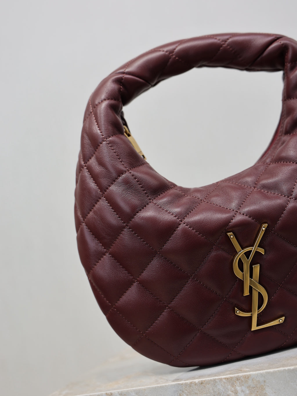 Rouge Cabernet Icarino In Quilted Leather