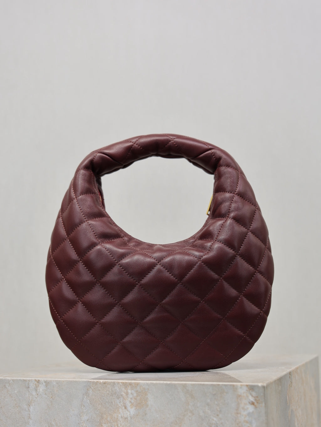 Rouge Cabernet Icarino In Quilted Leather