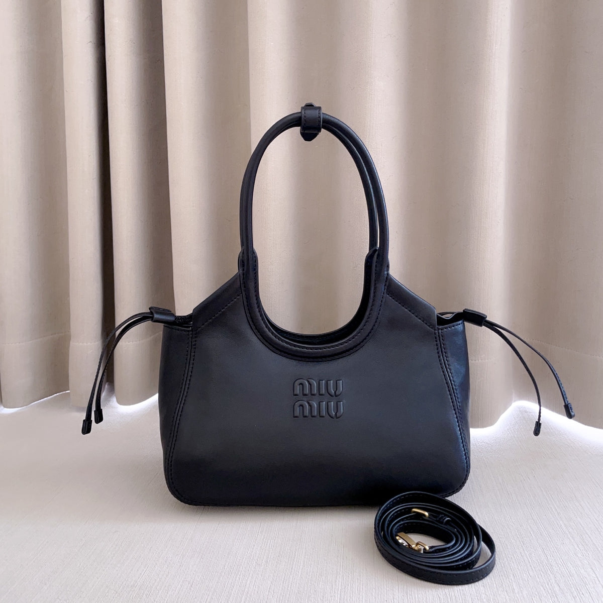 Black Ivy Leather Tote Bag - 2