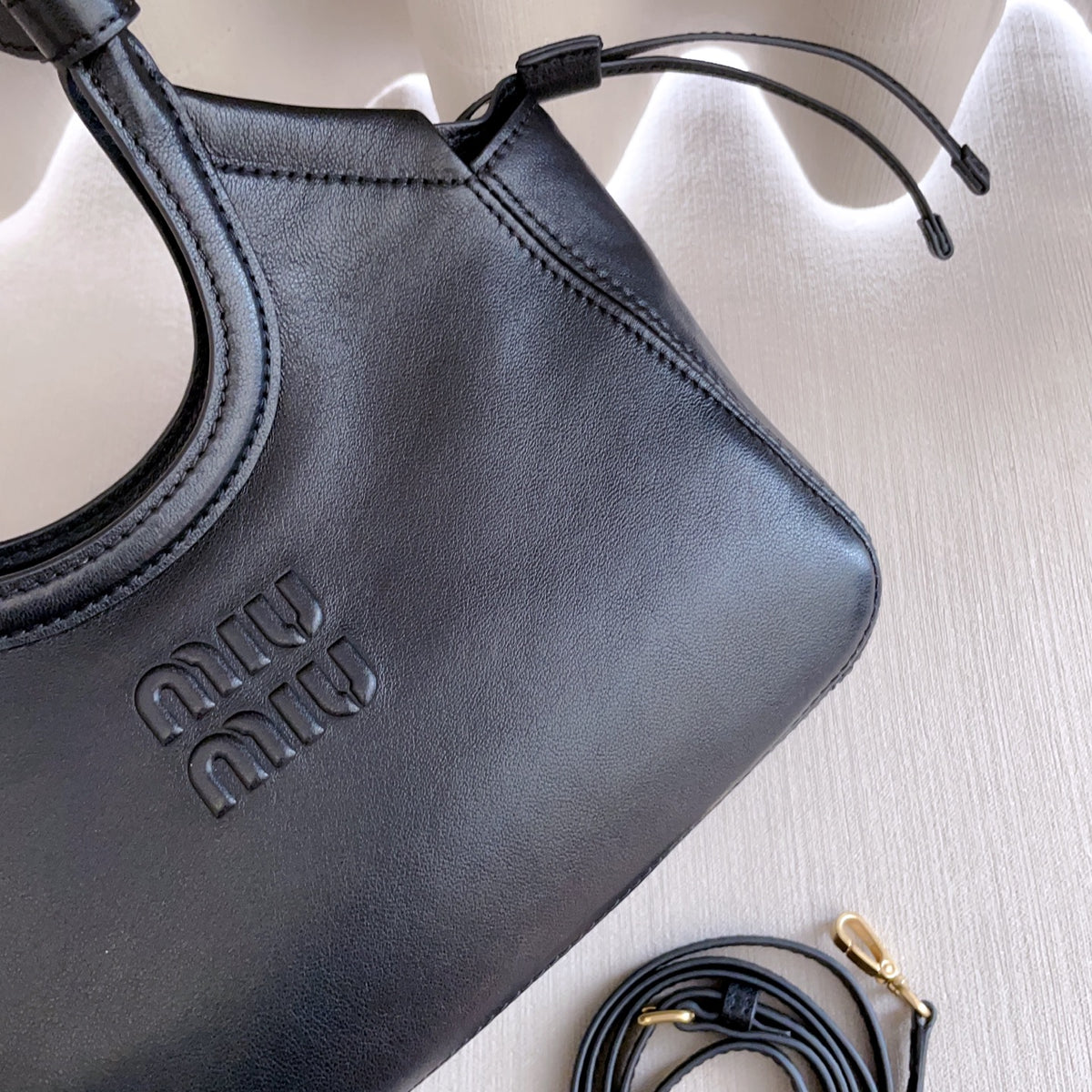 Black Ivy Leather Tote Bag - 9