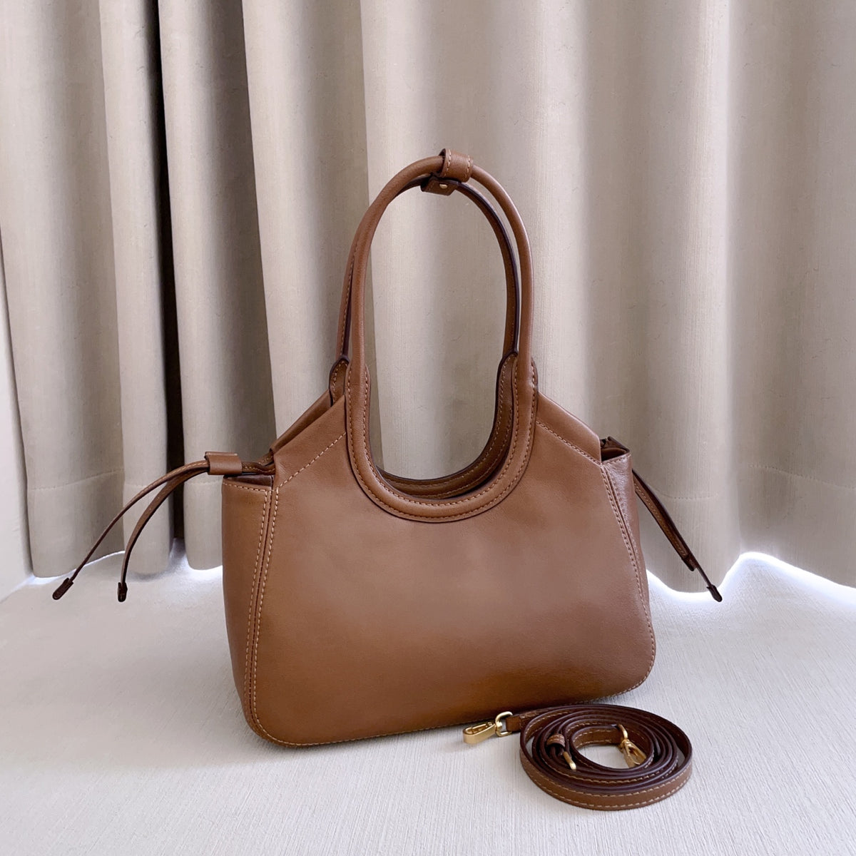 Oak Ivy Leather Tote Bag - 4