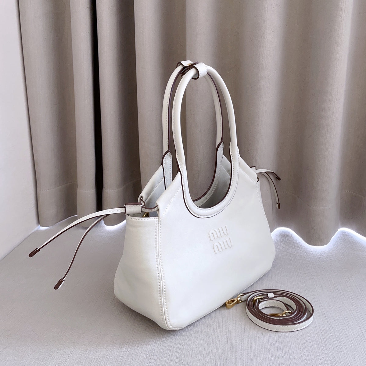 Chalk White Ivy Leather Tote Bag - 3