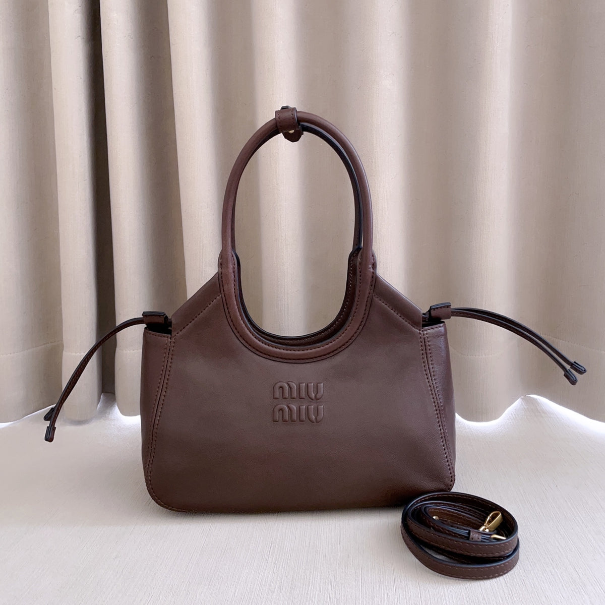 Briarwood Ivy Leather Tote Bag - 2