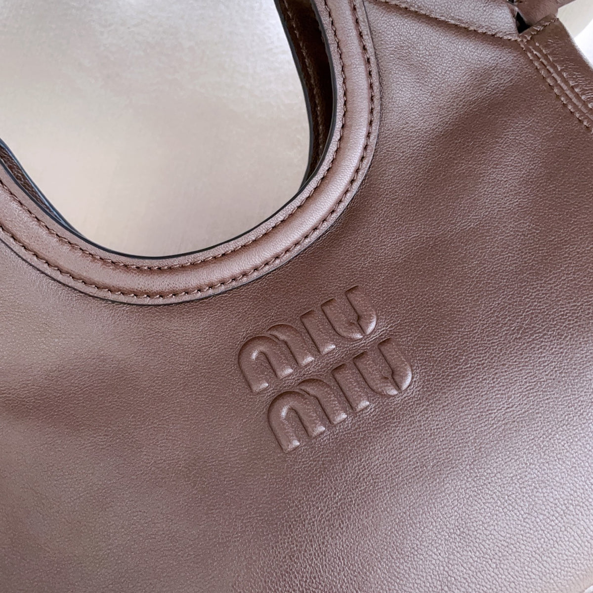 Briarwood Ivy Leather Tote Bag - 8