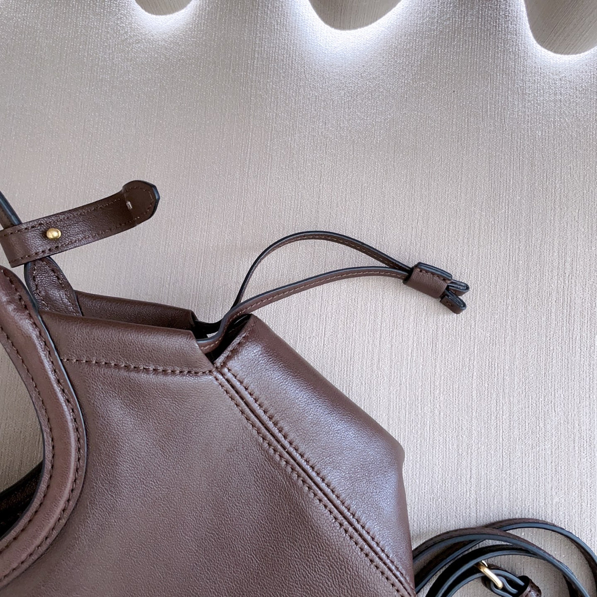 Briarwood Ivy Leather Tote Bag - 10