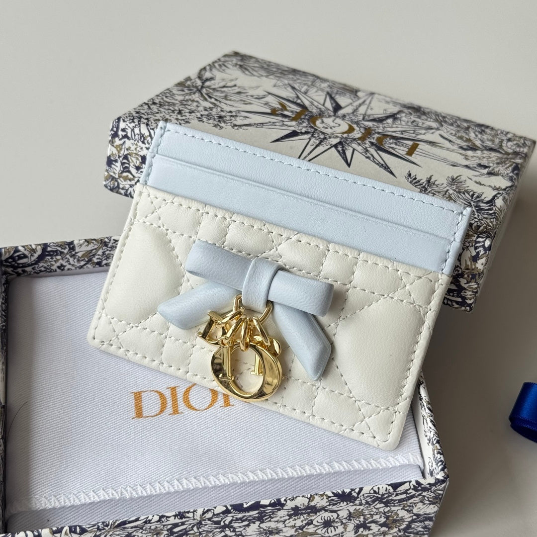 Latte & Ice Blue Freesia Card Holder - 3