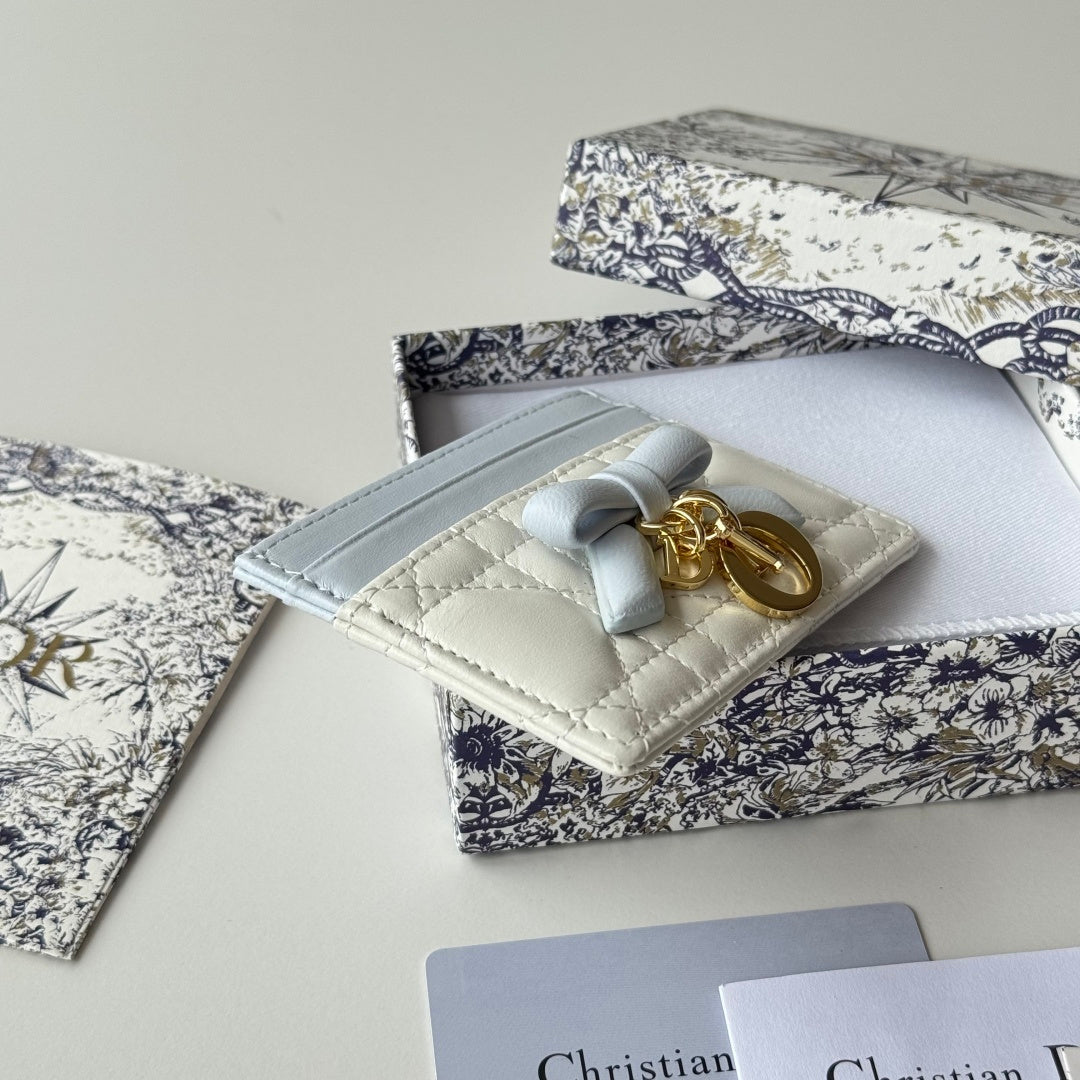 Latte & Ice Blue Freesia Card Holder - 4