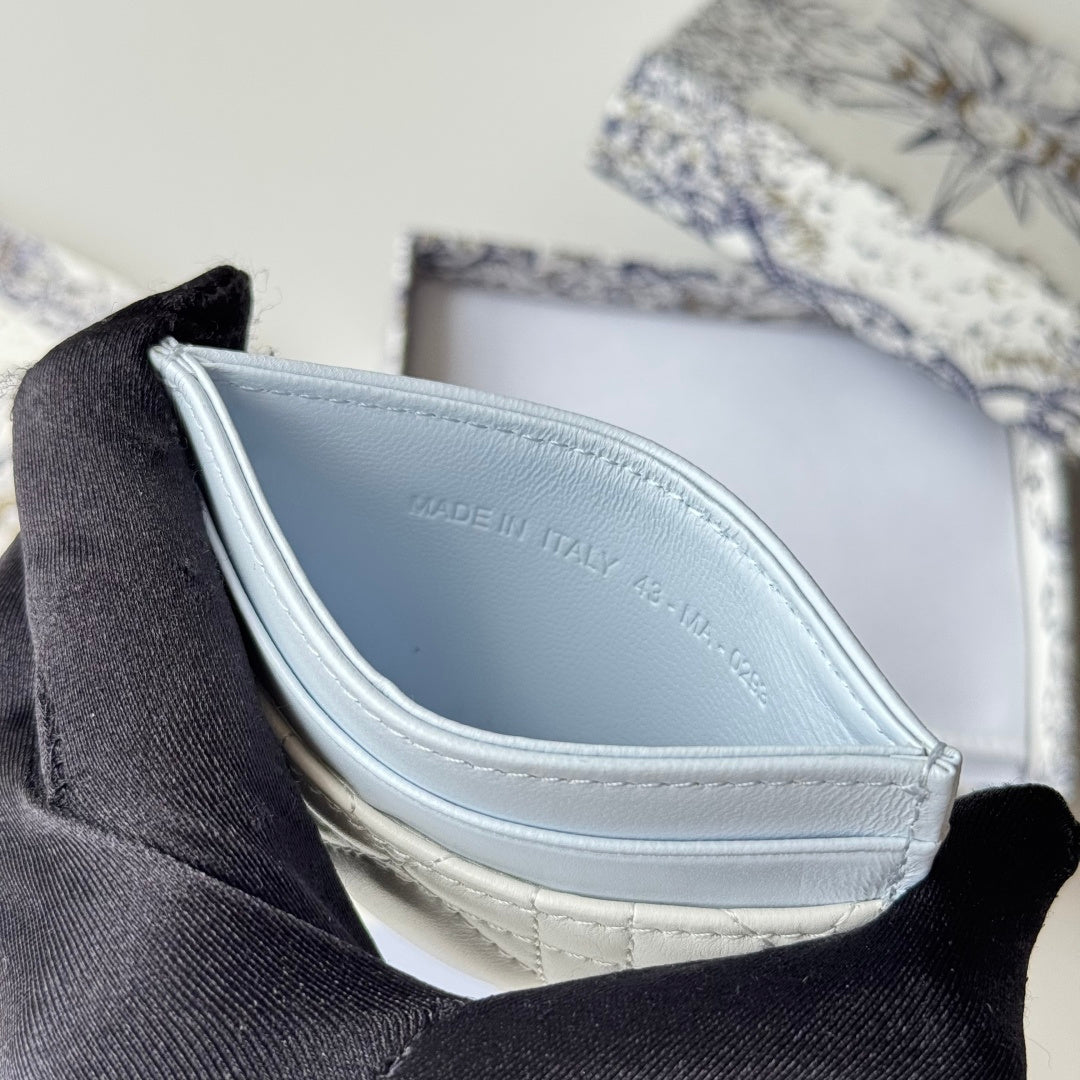 Latte & Ice Blue Freesia Card Holder - 9