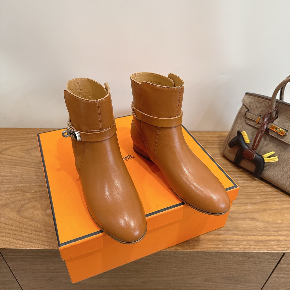 Naturel Neo Ankle Boot