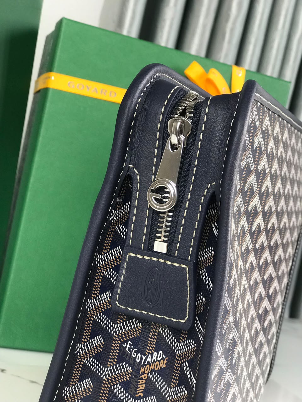 Navy Blue Jouvence GM Toiletry Bag