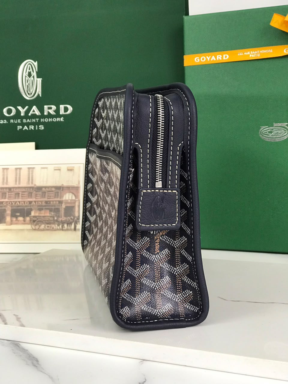 Navy Blue Jouvence MM Toiletry Bag