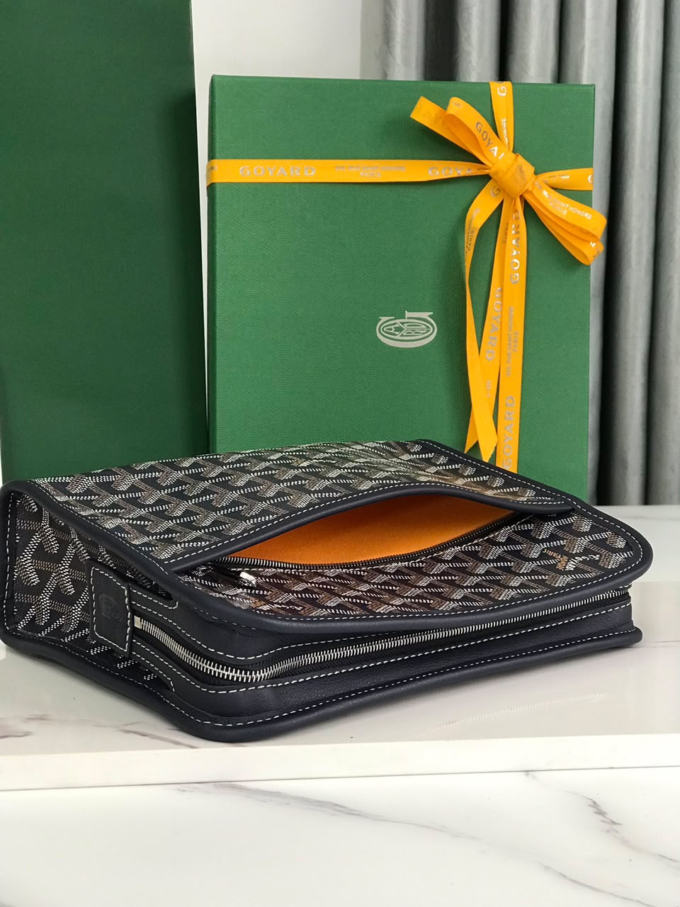 Navy Blue Jouvence MM Toiletry Bag