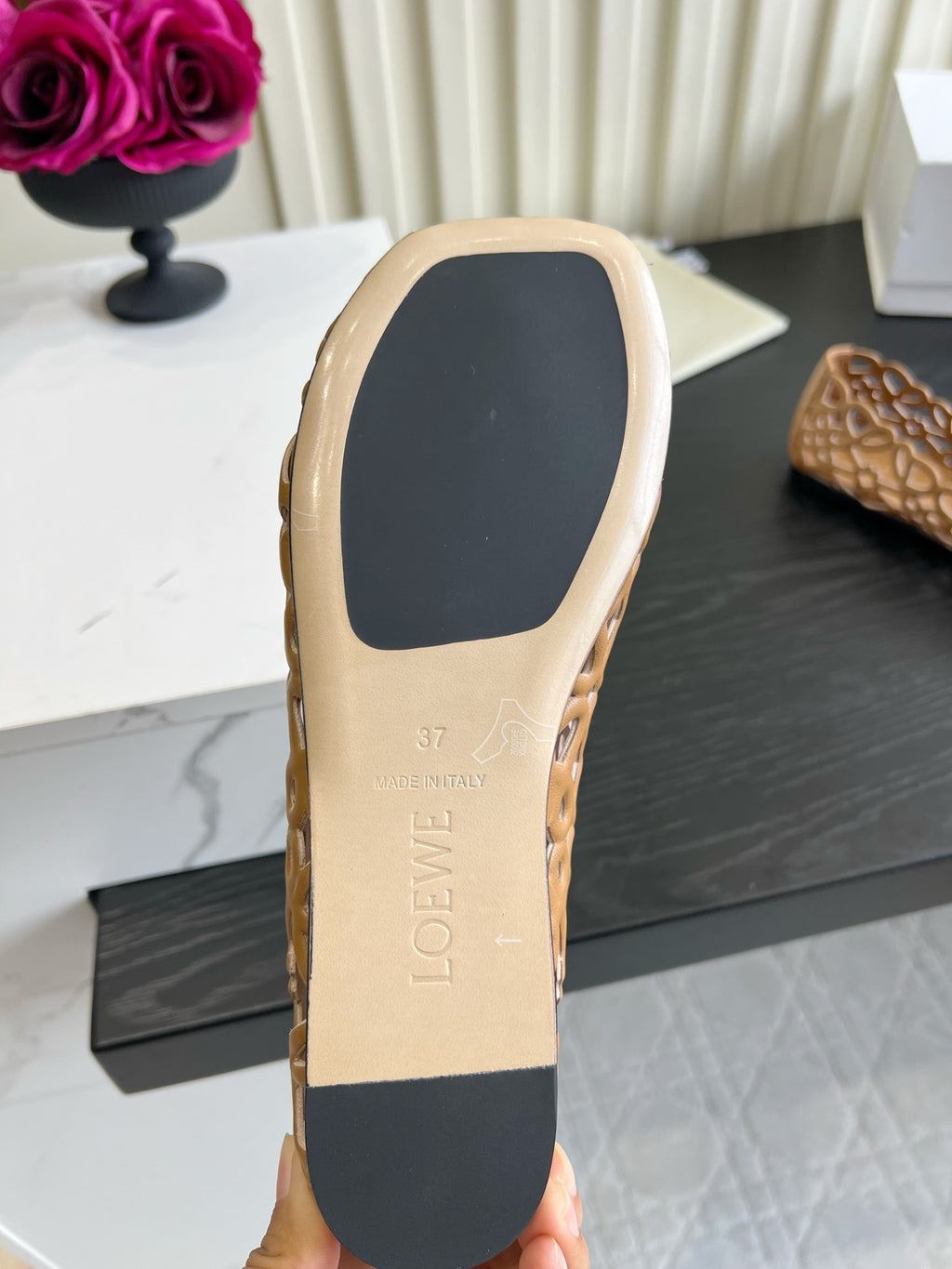 Oak Petal Anagram Ballerina In Lambskin