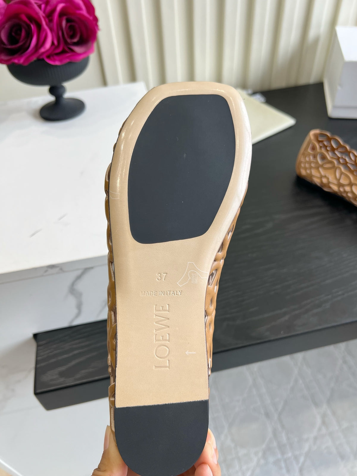 Oak Petal Anagram Ballerina In Lambskin