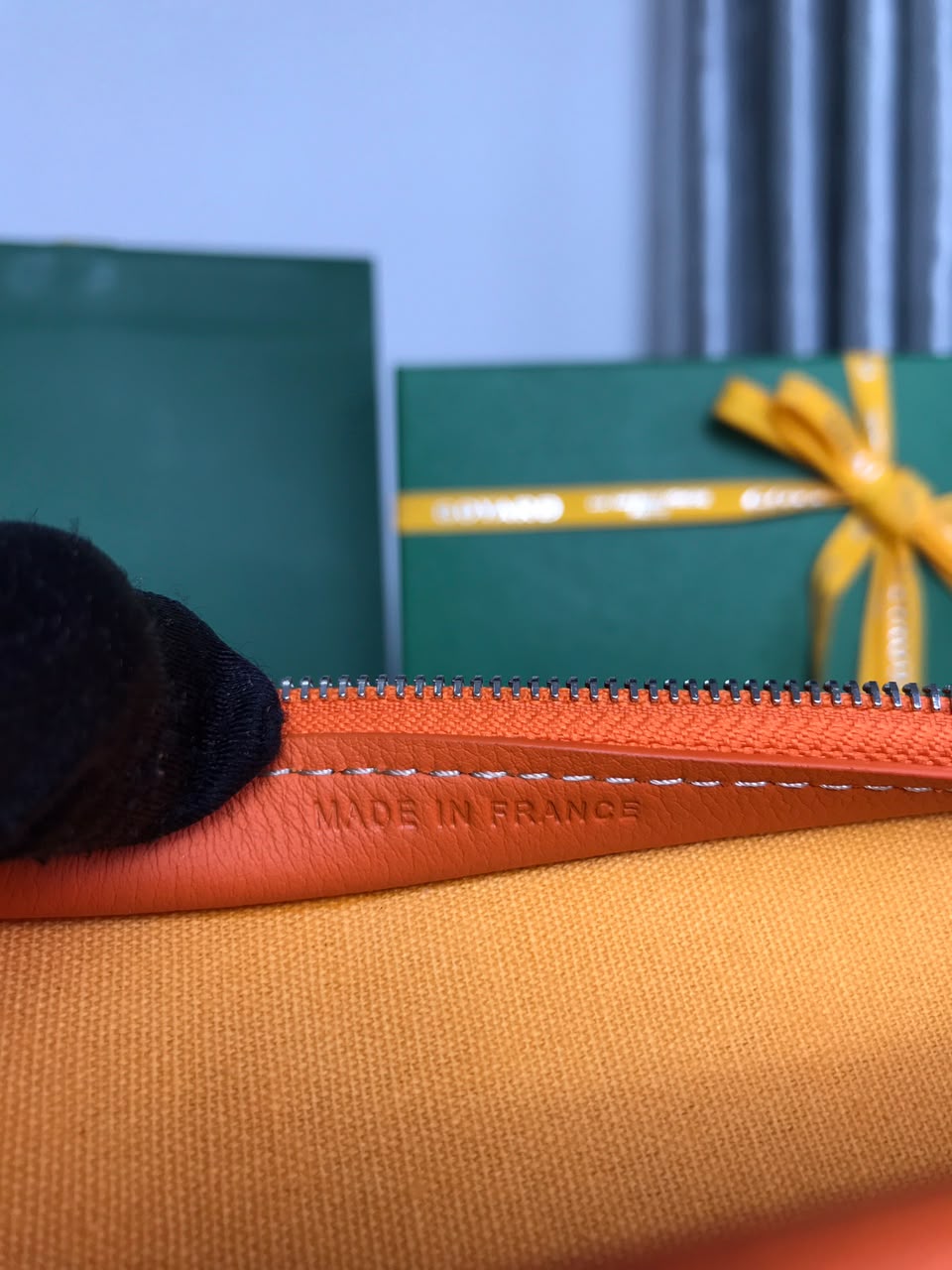 Orange Jouvence MM Toiletry Bag