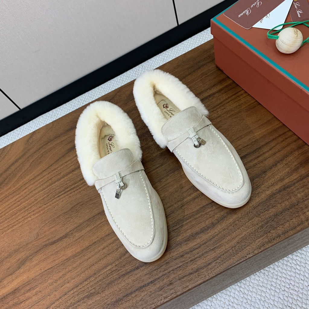 Pearl Powder Summer Charms Walk Loafer