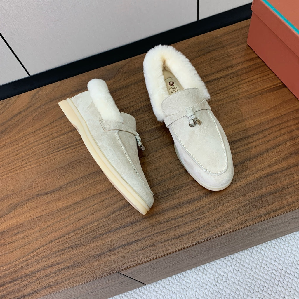 Pearl Powder Summer Charms Walk Loafer