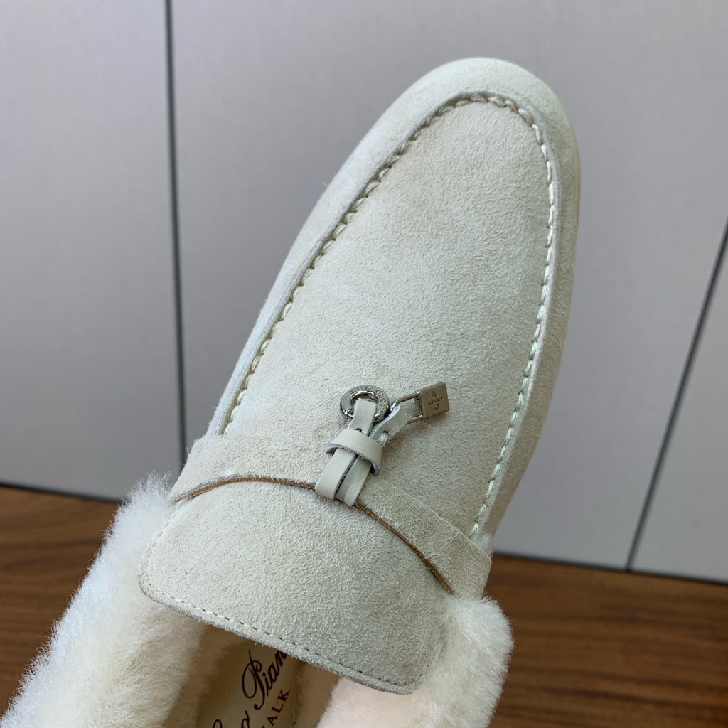 Pearl Powder Summer Charms Walk Loafer