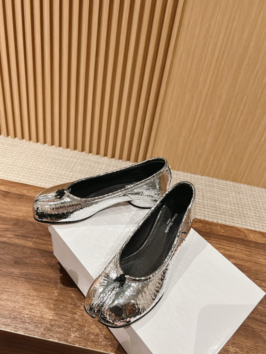 Silver Tabi Broken Mirror New Ballerinas
