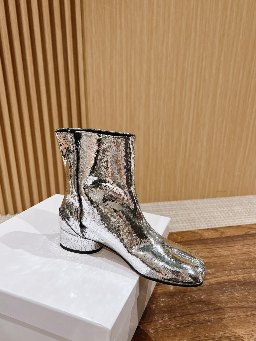 Silver Tabi Mirror Boots