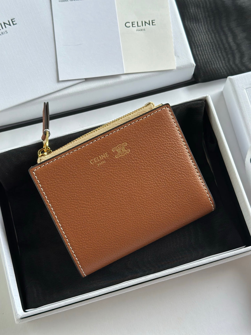 Soft Tan / Soft Cream Compact Wallet Triomphe Stamp