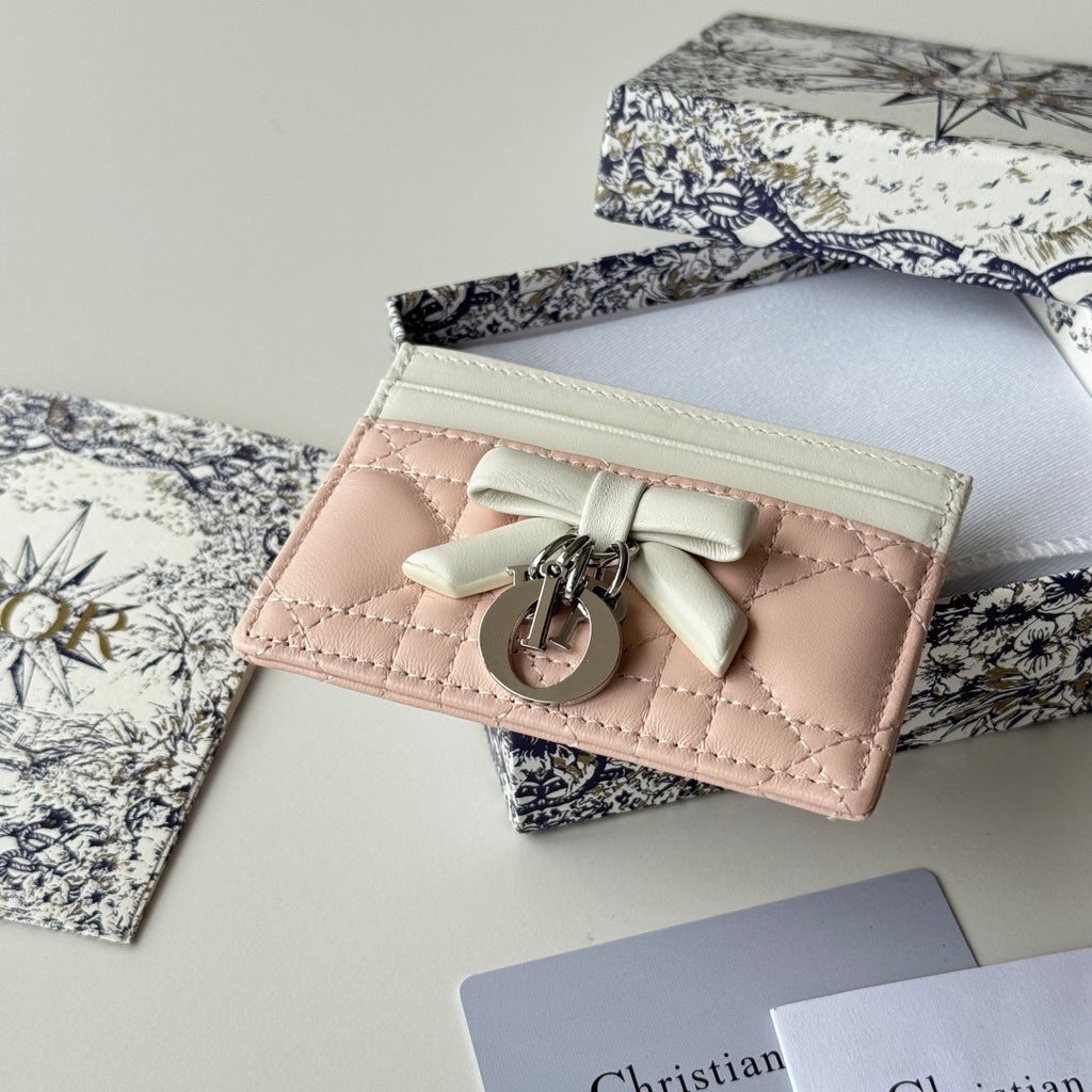 Soupir Pink & Latte Freesia Card Holder - 7