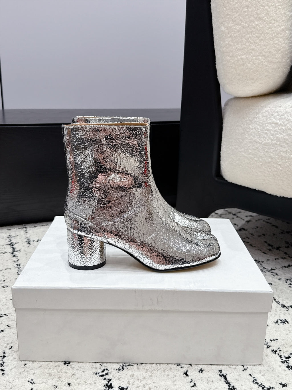 Tabi Ankle Boots Broken Mirror