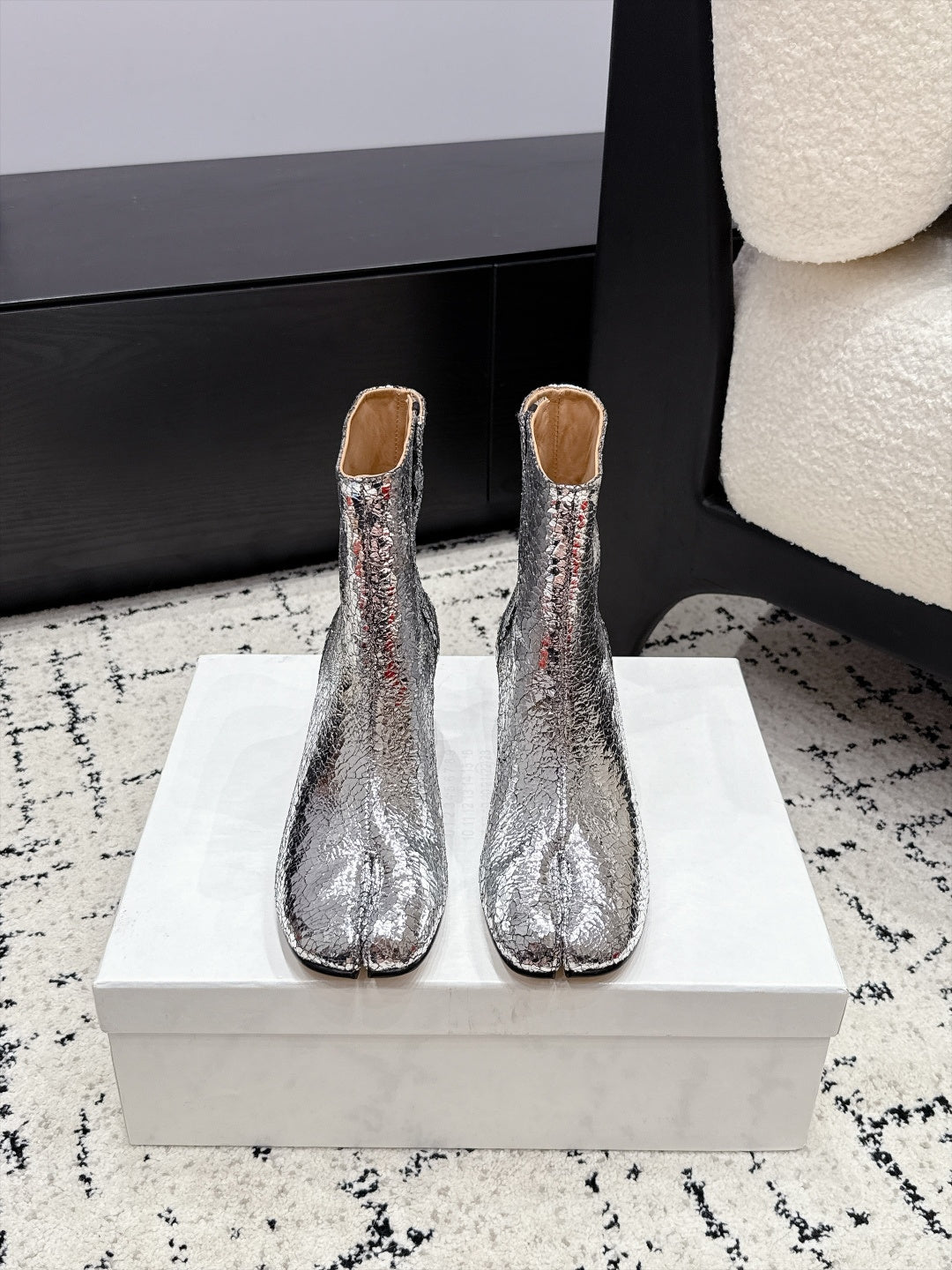 Tabi Ankle Boots Broken Mirror