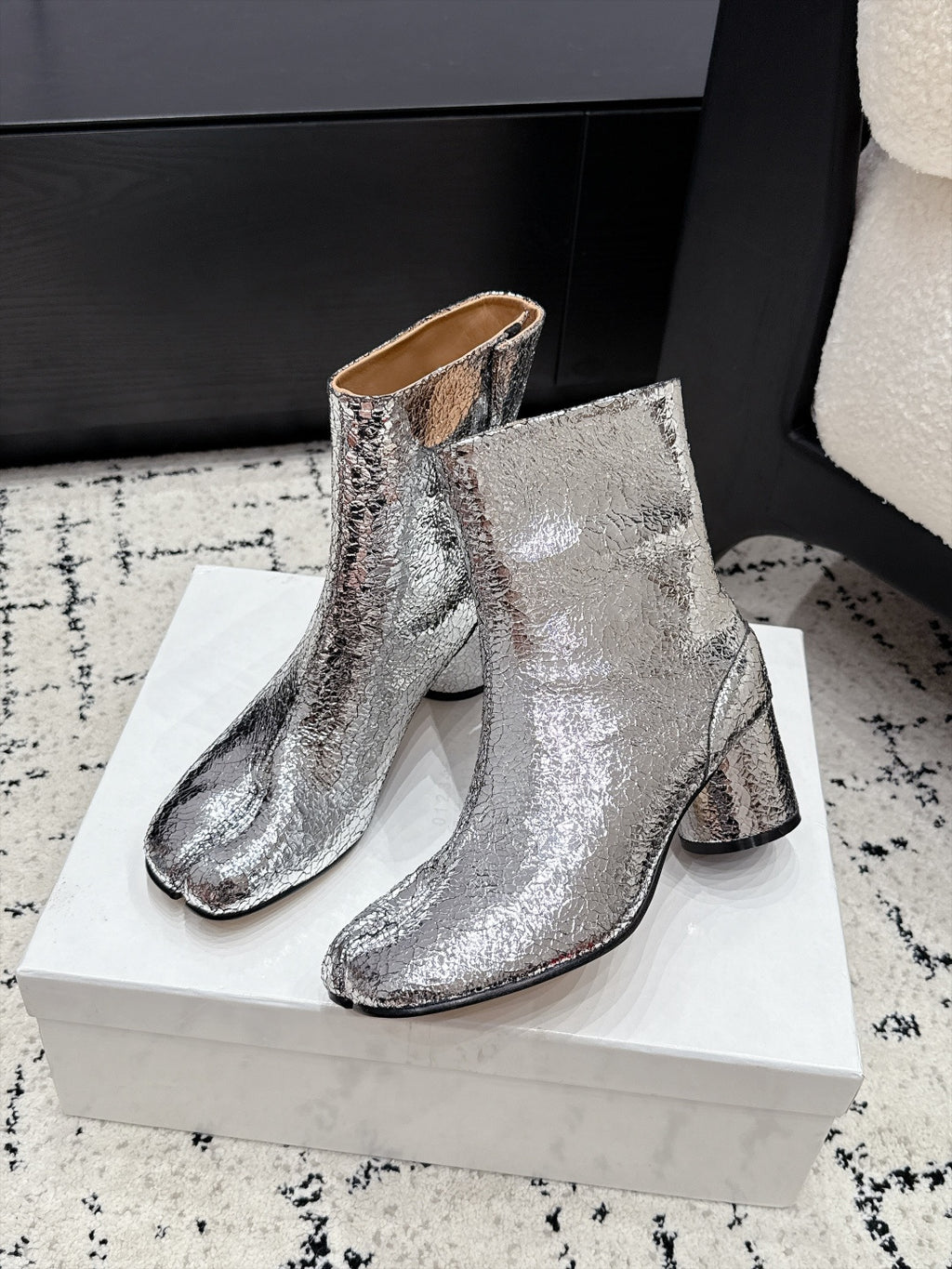 Tabi Ankle Boots Broken Mirror