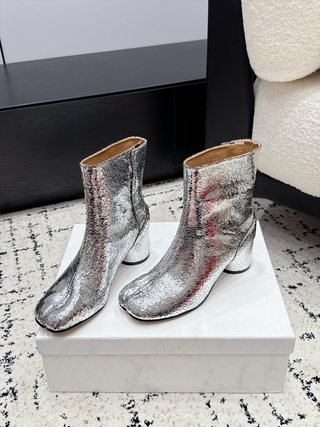 Tabi Ankle Boots Broken Mirror