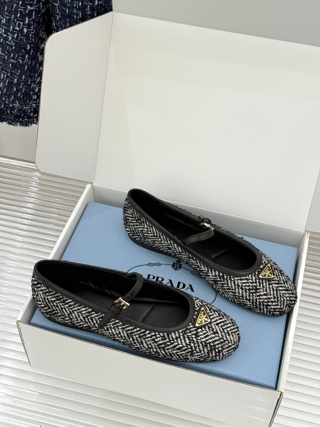 White/Black Fabric Ballerinas 4