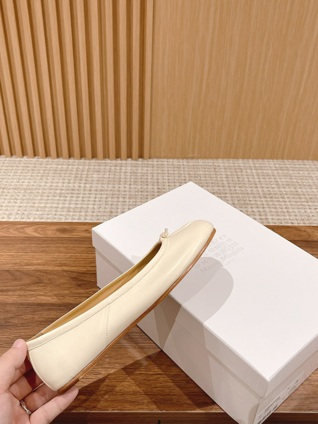 White Tabi Leather Ballet Flats